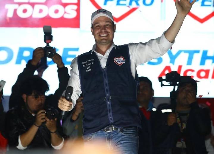 Somos Perú apostará una vez más por George Forsyth para las elecciones presidenciales