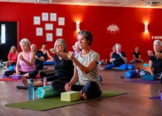Sun City West Yoga Club adds evening classes -