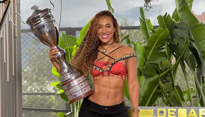 Robo en las alturas: presentadora de El Desafío vive inesperado momento en un avión