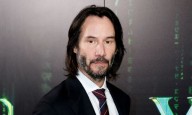 El terrible susto que pasó Keanu Reeves con una mujer que intento subirse a su auto: el video