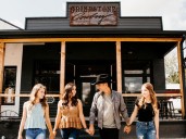 Craig Campbell & Family Announces Christmas Shows at Grindstone Cowboy