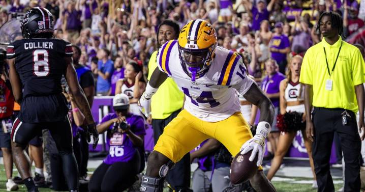 LSU's Trey'Dez Green still has a bad knee. Here's how he had a career night anyway.