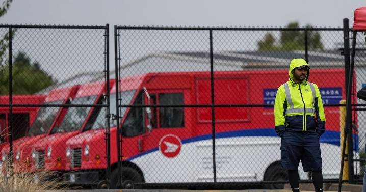 DEVELOPING: Board rules against back-to-work challenge by Canada Post union