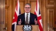 Starmer anuncia el fin del "billete dorado" para solicitantes de asilo en Reino Unido