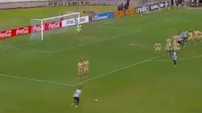 "Errores": Los dos goles que le marcaron a Brayan Cortés y que lo ha llenado de críticas en Uruguay Peñarol cayó 2