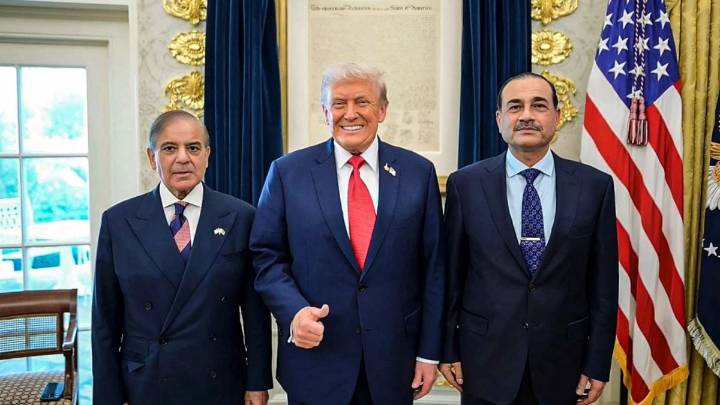 'Great People': Trump Praises Shehbaz Sharif, Asim Munir, Vows To End Pakistan