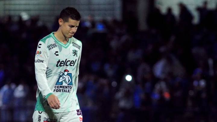 Revelaron descontento de James Rodríguez con el DT de León por sustituirlo tras derrota con Atlas
