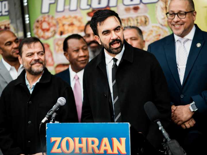 Carrera por la alcaldía en Nueva York: una anécdota familiar de Zohran Mamdani se convirtió en una polémica y tuvo que salir a aclarar sus dichos