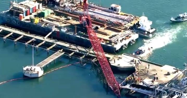 2 killed in Boston-area crane collapse