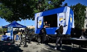 Shake truck helps Californians prepare for massive quake