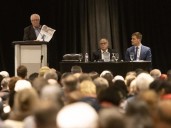 Tensions flare at Richmond meeting over Cowichan title decision