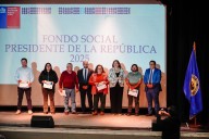 Delegado Aqueveque entregó recursos a 26 organizaciones sociales y deportivas