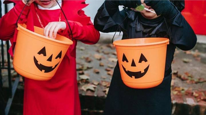 ¿No sabes cómo decorar tu casa para 'Halloween' en Málaga?: cinco ideas fáciles y baratas para convertir tu hogar en la casa del terror