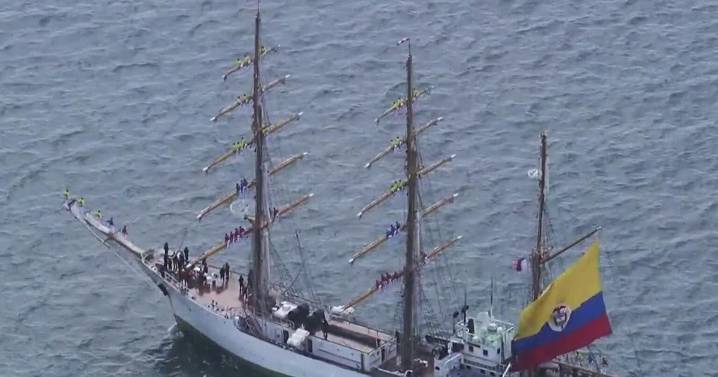 San Francisco Fleet Week to go on without U.S. Navy as shutdown continues
