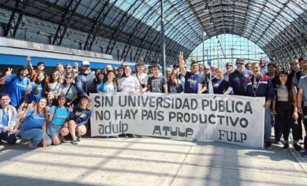 Otra semana de protestas docentes: cuándo serán y cómo afecta a las facultades y colegios de UNLP