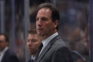 Deadspin | Jets grab early lead, cruise to 5-2 win over Islanders