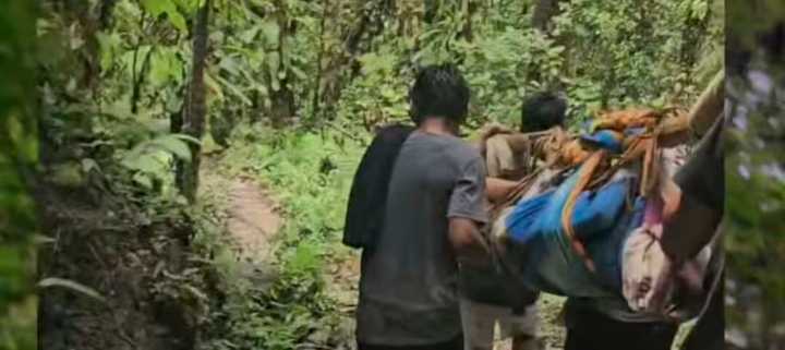 Murió indígena Awá en Barbacoas, Nariño, mientras era trasladado en camilla improvisada hacia un puesto de salud