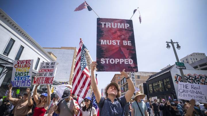 Soros y otros megadonantes de la izquierda aportaron millones de dólares a las protestas 'No Kings'