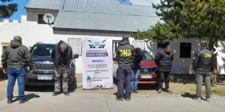 Desbarataron una banda que se dedicaba al tráfico ilegal de personas desde Chile a Neuquén