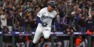 Mariners win AL Division Series Game 2 2025