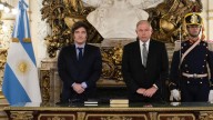 El Gobierno canceló una reunión clave por Malvinas mientras refuerza la alianza militar con EEUU