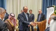 Trump llega a Egipto para copresidir la firma del fin de 2 años de guerra en Gaza