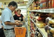 Hace más de dos años que el Salario Mínimo Vital y Móvil no llega a cubrir la Canasta Básica Alimentaria