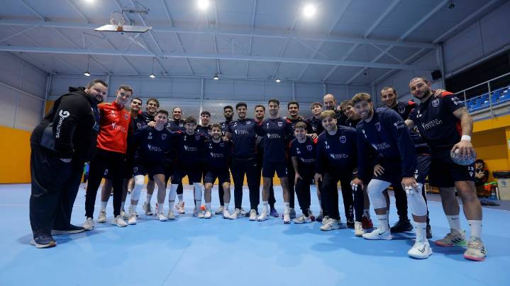 Calma en el OAR Attica 21 Hotels Coruña ante el gran comienzo de liga