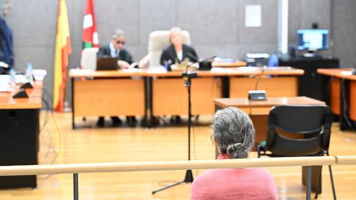 Absuelta la enfermera que fingía vacunar a niños al considerar el tribunal que tiene una alteración psíquica