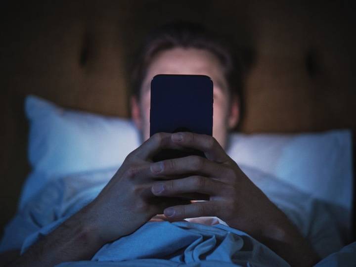 How to tell fact from fiction? Consult fact-based journalism — not AI