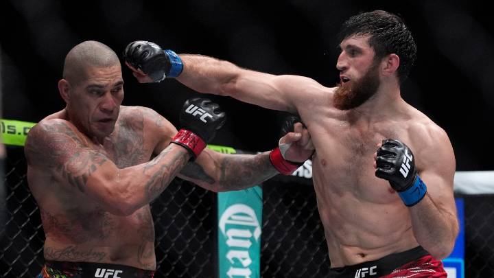 Pereira defeats Ankalaev at UFC 320, reclaims light heavyweight title