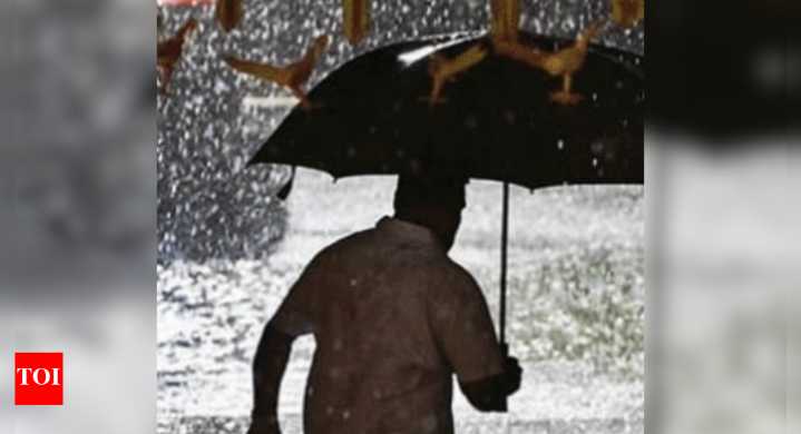 Tamil Nadu northeast monsoon: Heavy rain lashes Chennai, other 21 districts; IMD issues orange alerts
