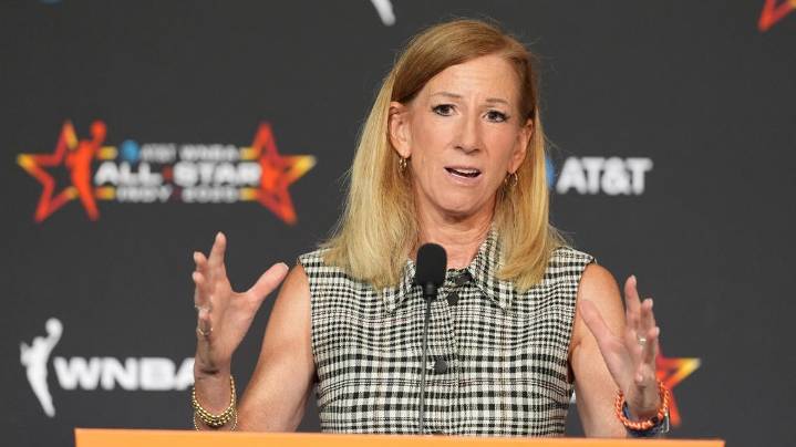 Napheesa Collier cancels meeting with WNBA Commissioner Engelbert amid tensions, AP source says
