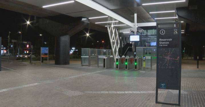 Melbourne news: Woman arrested after man stabbed in 'targeted attack' at Reservoir train station