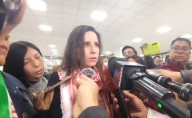 Esperan llegada al AICM de mexicanos repatriados, integrantes de la Flotilla Global Sumud