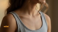 20-year-old girl suffers physical abuse from father for wearing sleeveless shirt