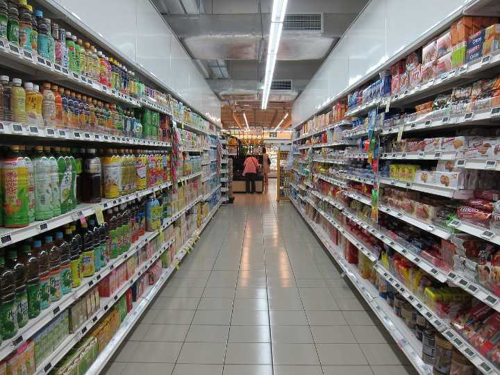 Expired or Unsafe? The Truth About “Best By” Dates and Food Poisoning Risks