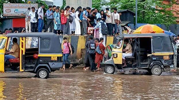 Heavy rain to continue today; alert issued to all districts in Kerala