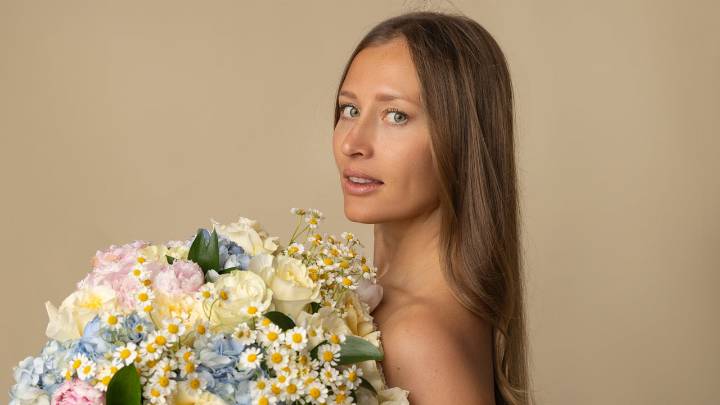 Anastasia Skolkova, la dama de las flores que revoluciona la Costa del Sol
