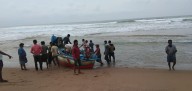 Odisha provides shelter to 100 Andhra fishermen ahead of Cyclone Montha