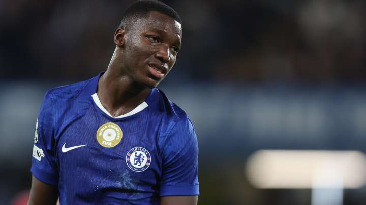 Chelsea star Moises Caicedo releases bombshell 'people he can trust' statement before deleting post