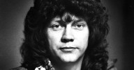 John Lodge, singer and bassist of Moody Blues during classic era, dies at 82
