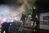 Tampa Fire Rescue battles 2-alarm fire on West Kennedy Boulevard