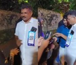 'Bhai, ab envelope mein Rs 100 bhi nahi de sakte': Kerala man sticks QR code on shirt at daughter's wedding