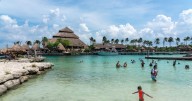 Escasez de aviones frena turismo aéreo en Cancún y limita crecimiento hotelero