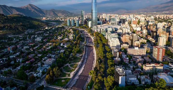 Así logró Chile que su población sea la más rica en activos financieros de toda Latinoamérica