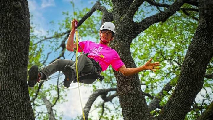 Fort Worth arborist competes for world tree climbing title