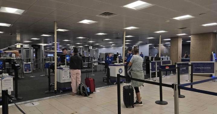 Flight delays at Sky Harbor, other airports may be just a taste of shutdown woes as controllers work without pay