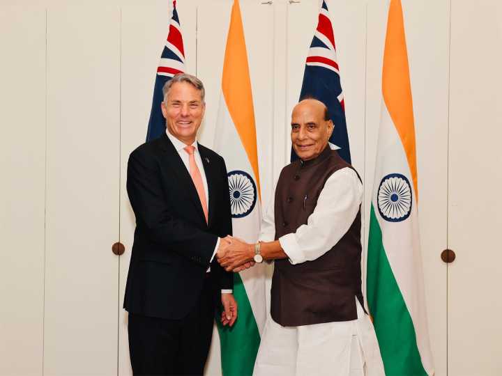 India-Oz discuss potential to deepen defence industry tie