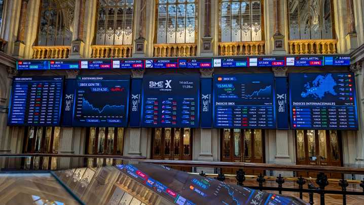 Las bolsas europeas cierran planas y Wall Street abre en negativo debido a las tensiones internacionales